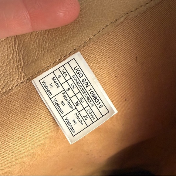 UGG Women’s Leigh Riding Boots – Size 8 - Picture 7 of 9